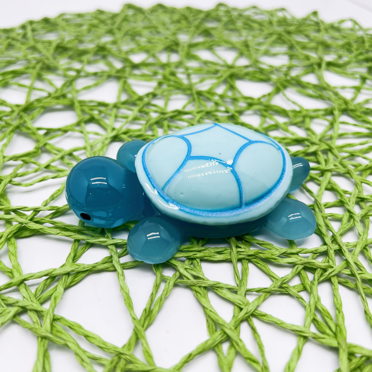 Luminous Giant Turtle（8.6cm*5.8cm）（Direct Buy)